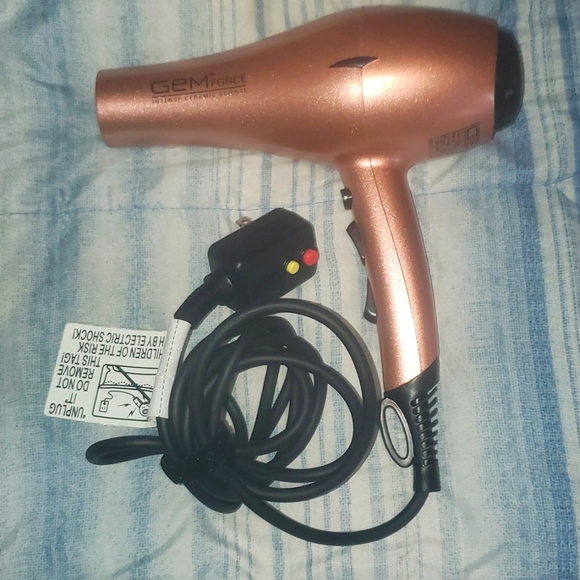 Pink Gem force Hairdryer - Picture 1 of 1